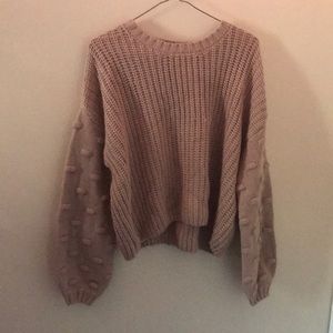Cute medium light purple sweater with puffy sleeves!